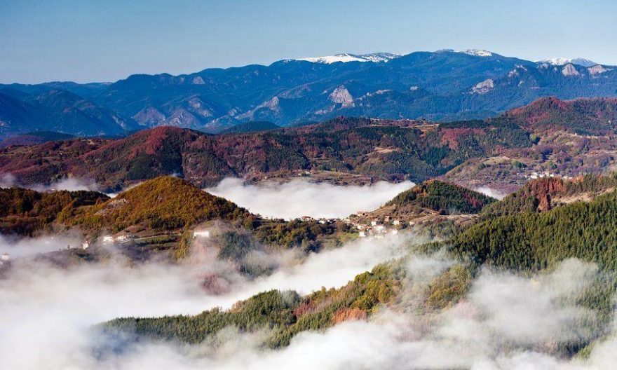 От Септември до Добринище