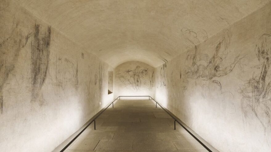 wideshot-Michelangelo-secret-room-drawings-by-Francesco-Fantani-Courtesy-Musei-del-Bargello