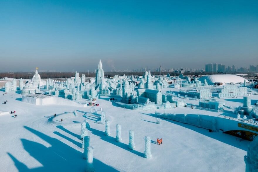 harbin international ice and snow sculpture festival in china (2)