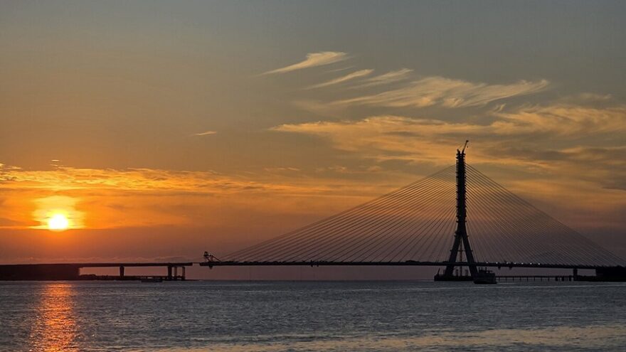 Danjiang_Bridge_sunset_20250911